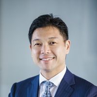 Nobu Okada